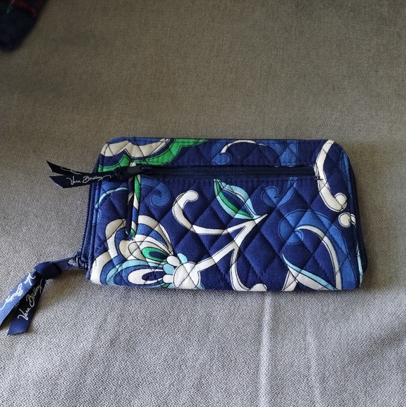 Vera Bradley Zip Around Wallet - Picture 2 of 3